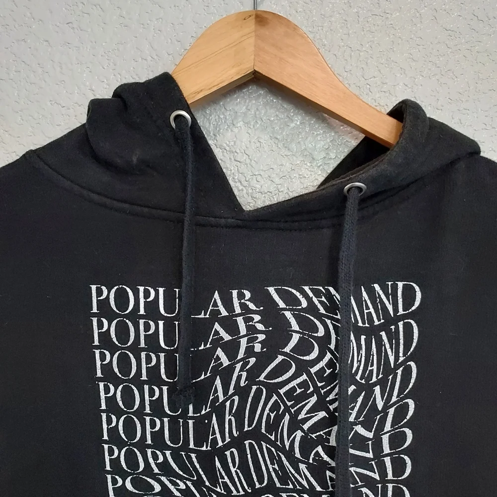 🔴3/$20 Popular Demand Black Pullover Hoodie Size Medium - Picture 3 of 8